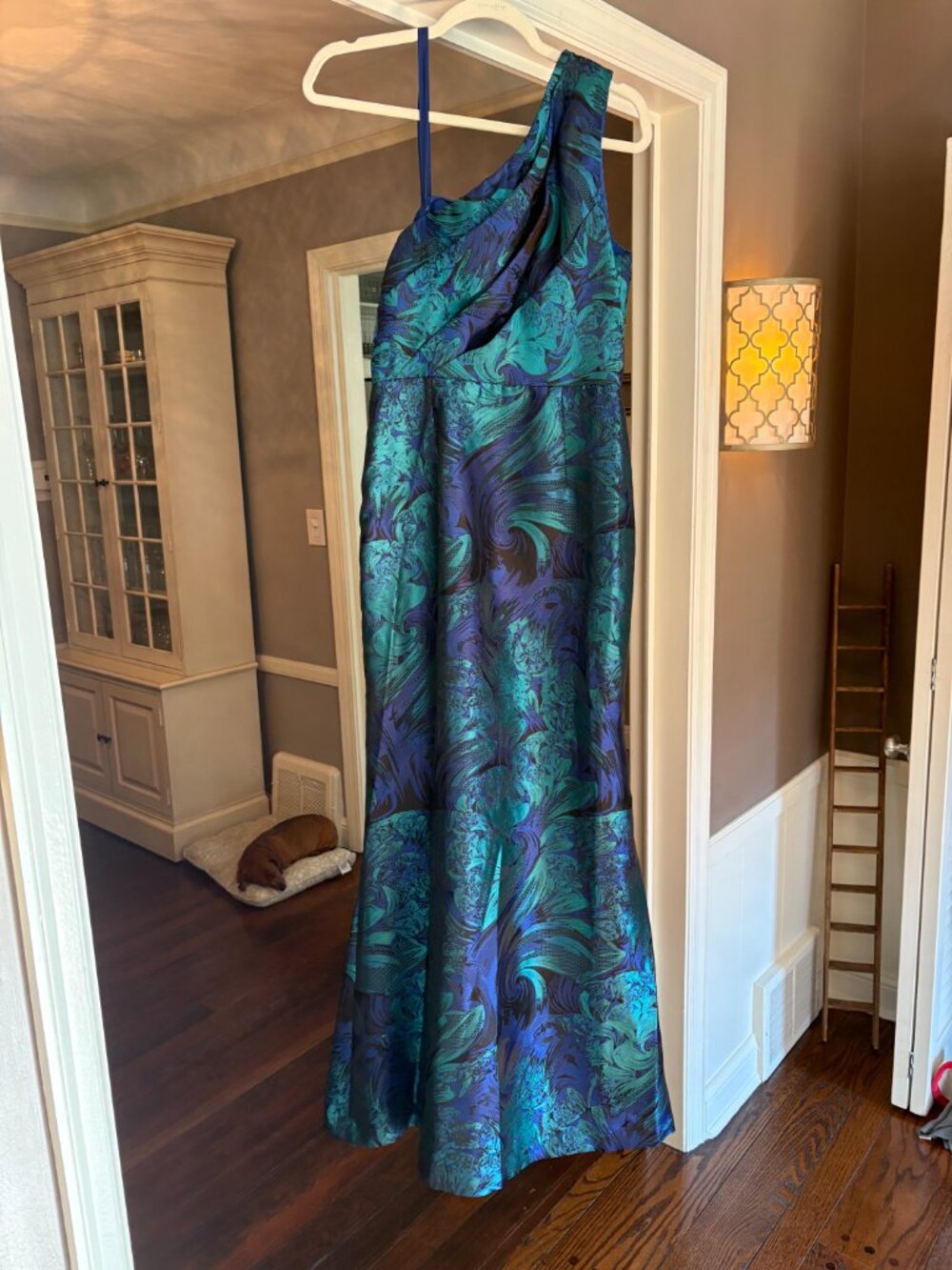 NWOT Adrianna Papell One Shoulder Jacquard Mermaid Gown in Cobalt Blue. Size 8 - Picture 10 of 13